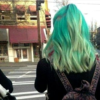 Girls With Neon Hair (22 Images)