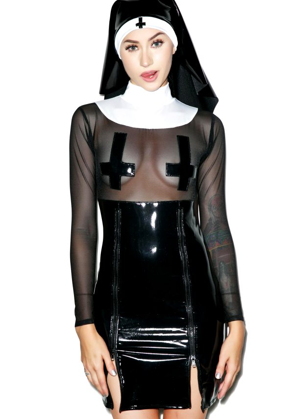 Katie Loo From Dolls Kill In Latex Nun Outfit.